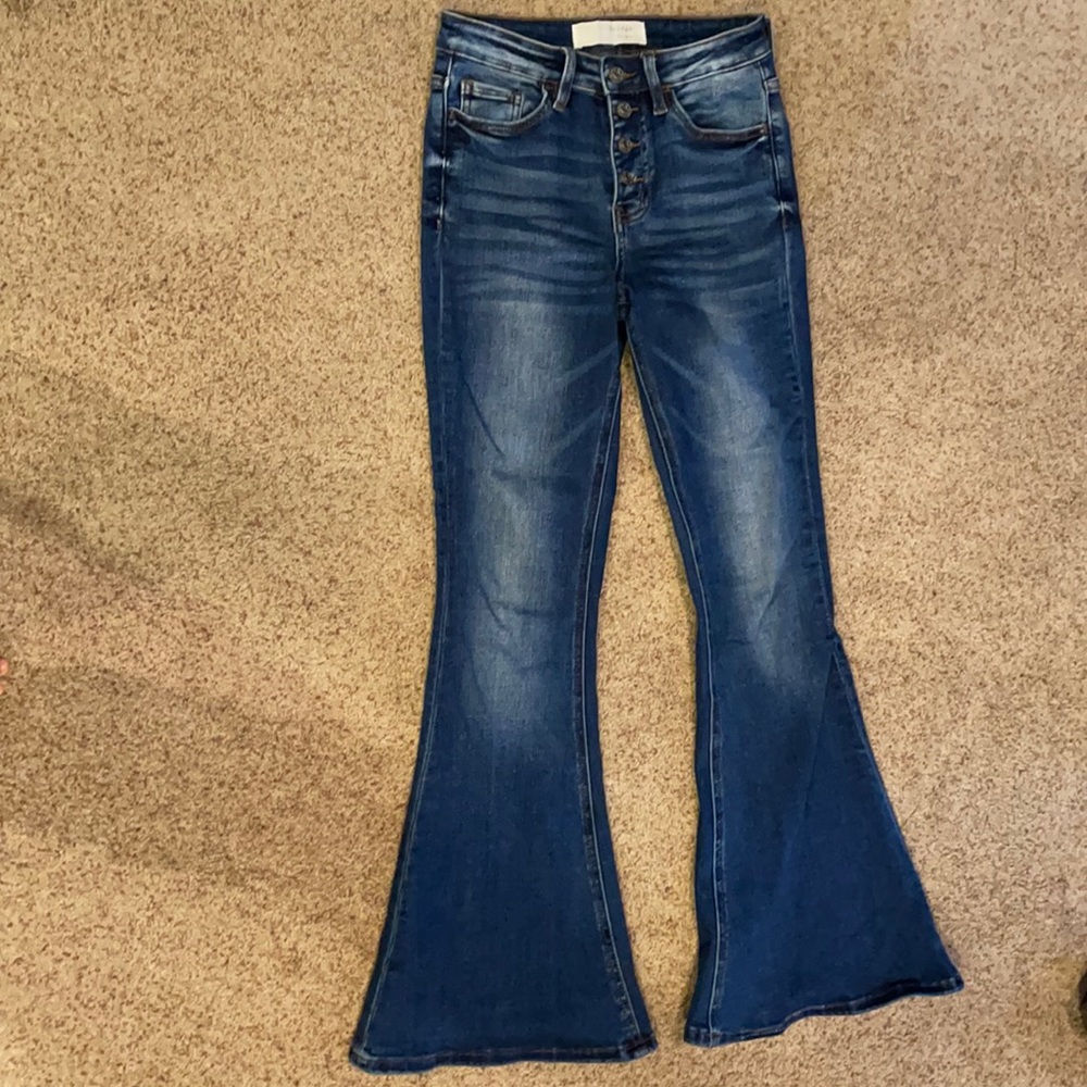 Women’s 24 Buckle jeans